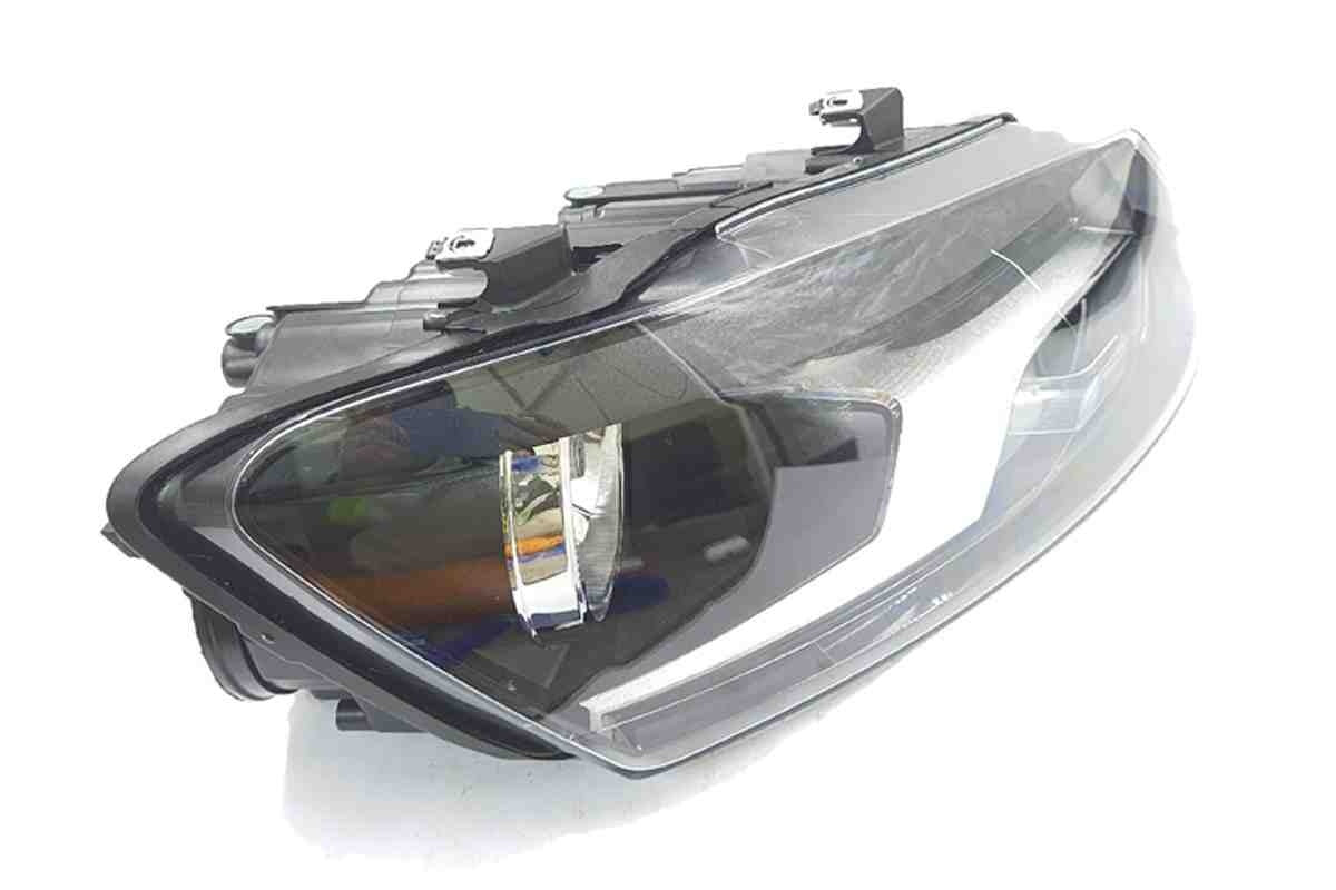 Volkswagen, Skoda, Audi - HEADLAMP 6R2941008F