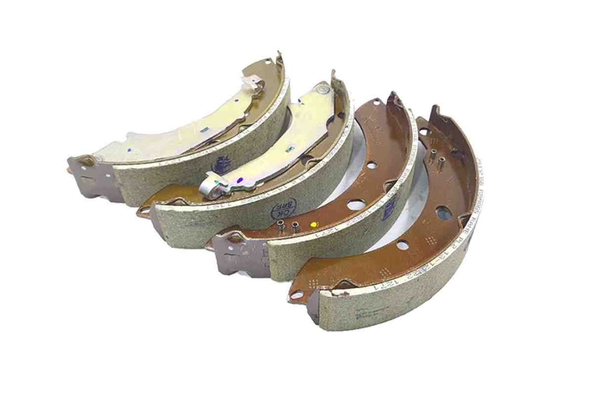 Volkswagen, Skoda, Audi - BRAKE SHOE 6RU698525A