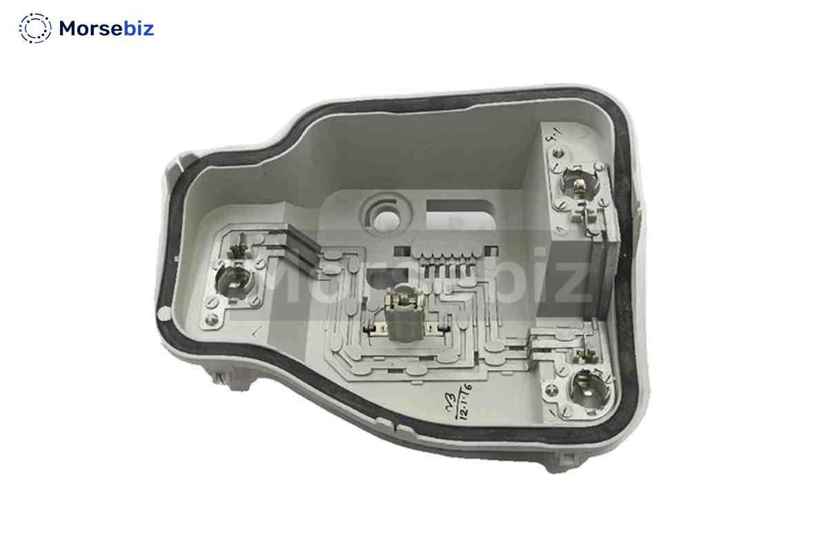 VAG (Volkswagen, Skoda, Audi) Taillight Housing, BULB CARRIER LEFT TAIL LIGHT 6RF945257